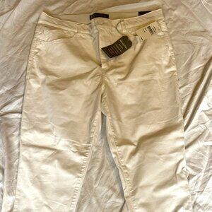 Wit and Wisdom White Ankle Jeans NWT